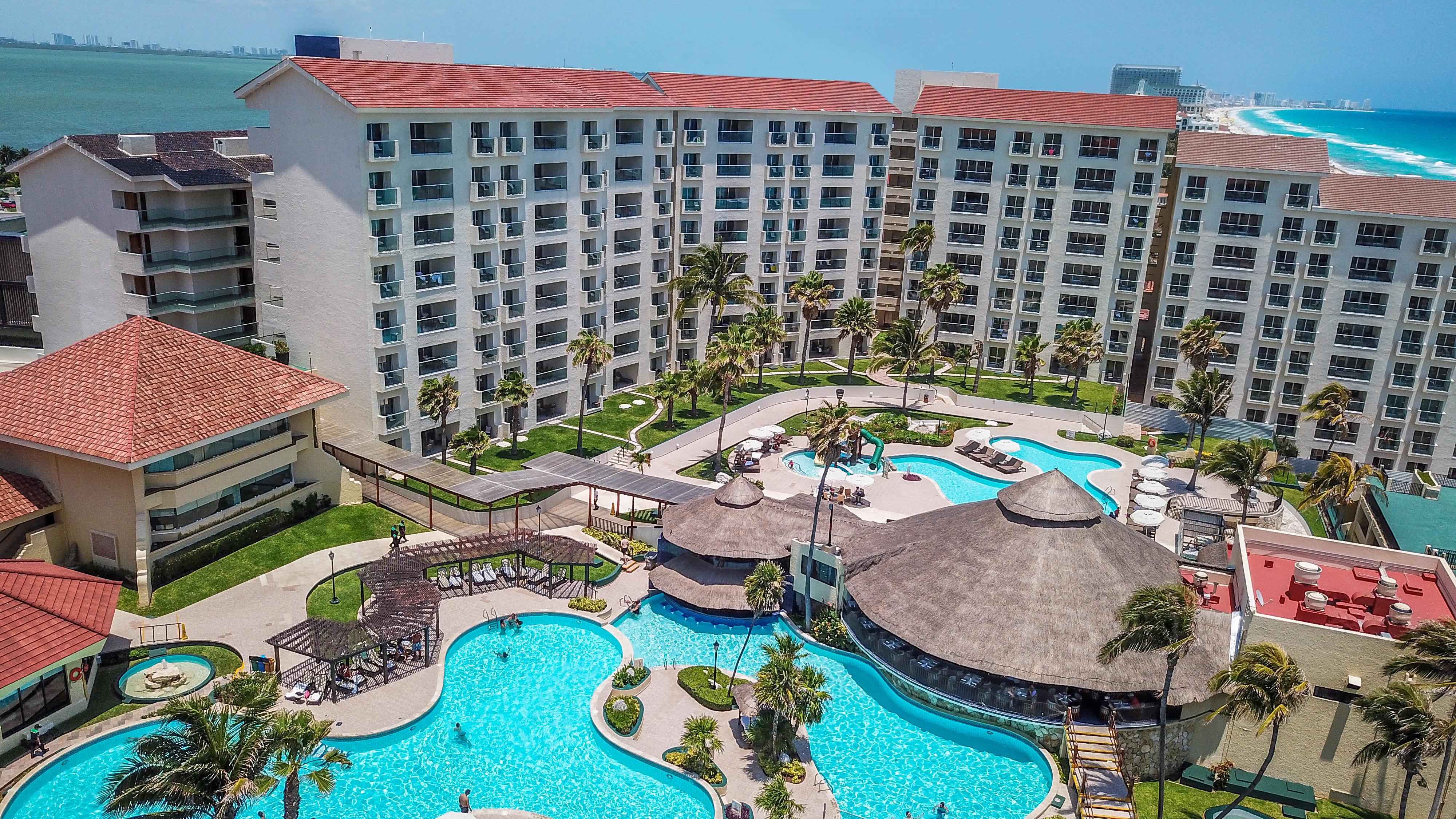 Emporio Cancun Bagian luar foto