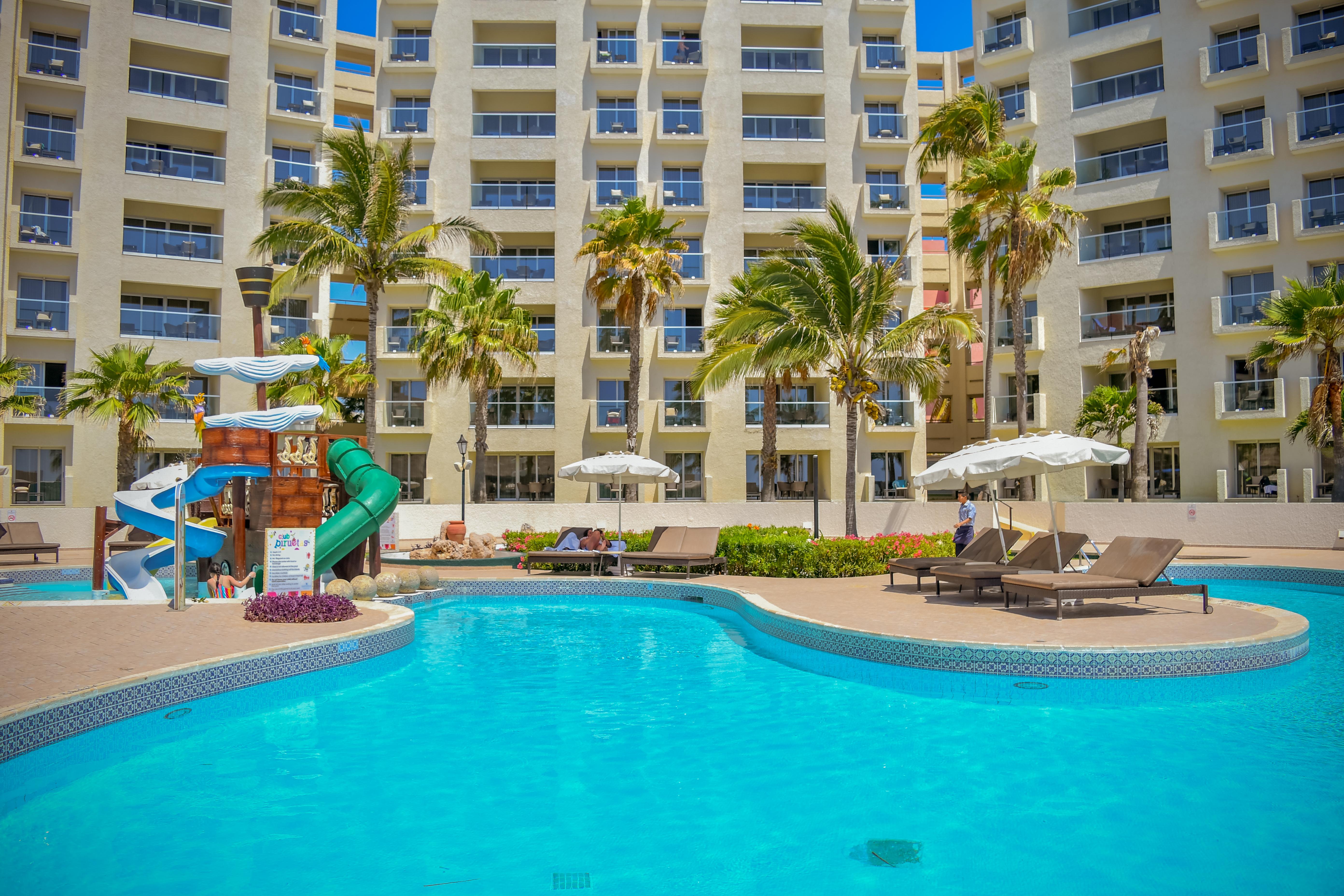 Emporio Cancun Bagian luar foto